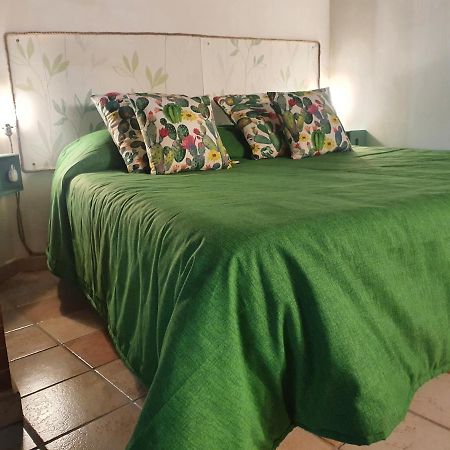 Casa Monviso Le Fuoriserie Palermo Eksteriør billede